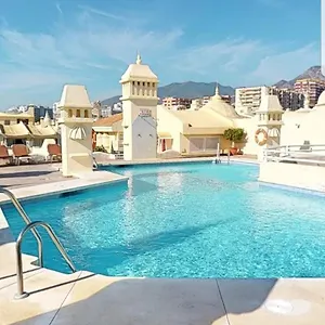 benalmadena-harbour-2br-w-rooftop-pool.es-andalucia.com/