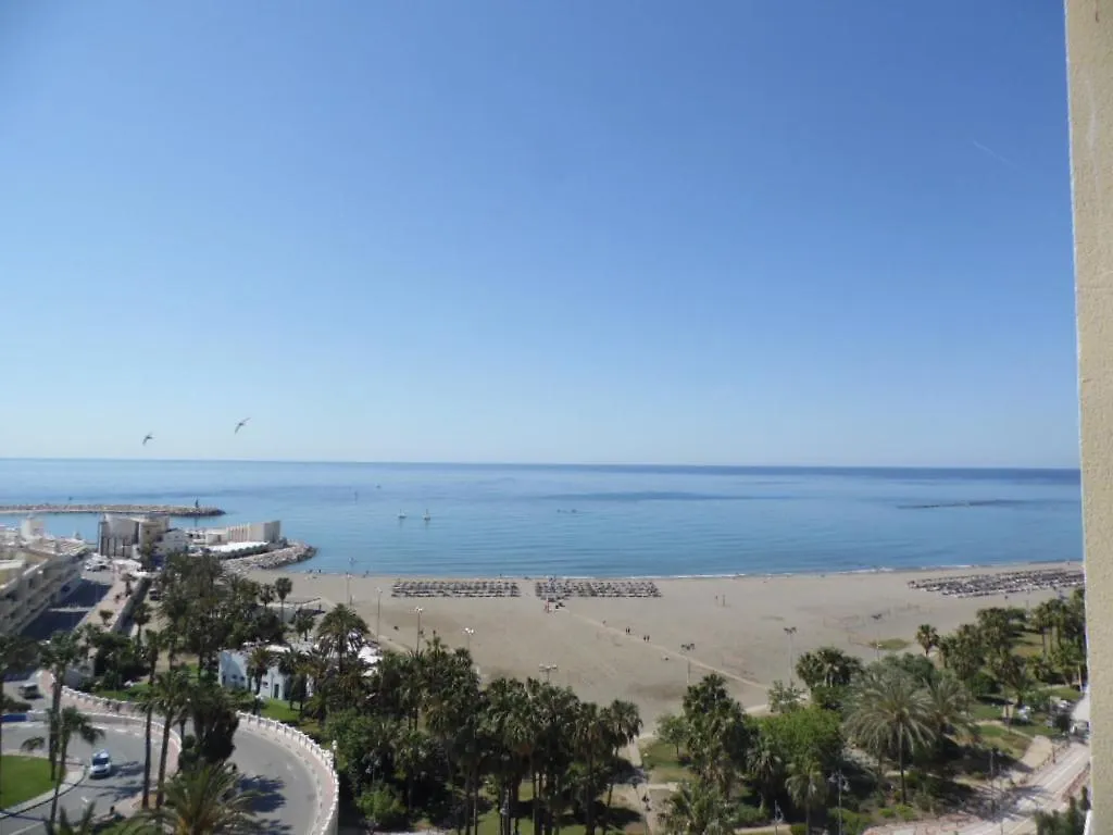 アパート ベナルマデナPuerto Marinaアパートメント スペイン